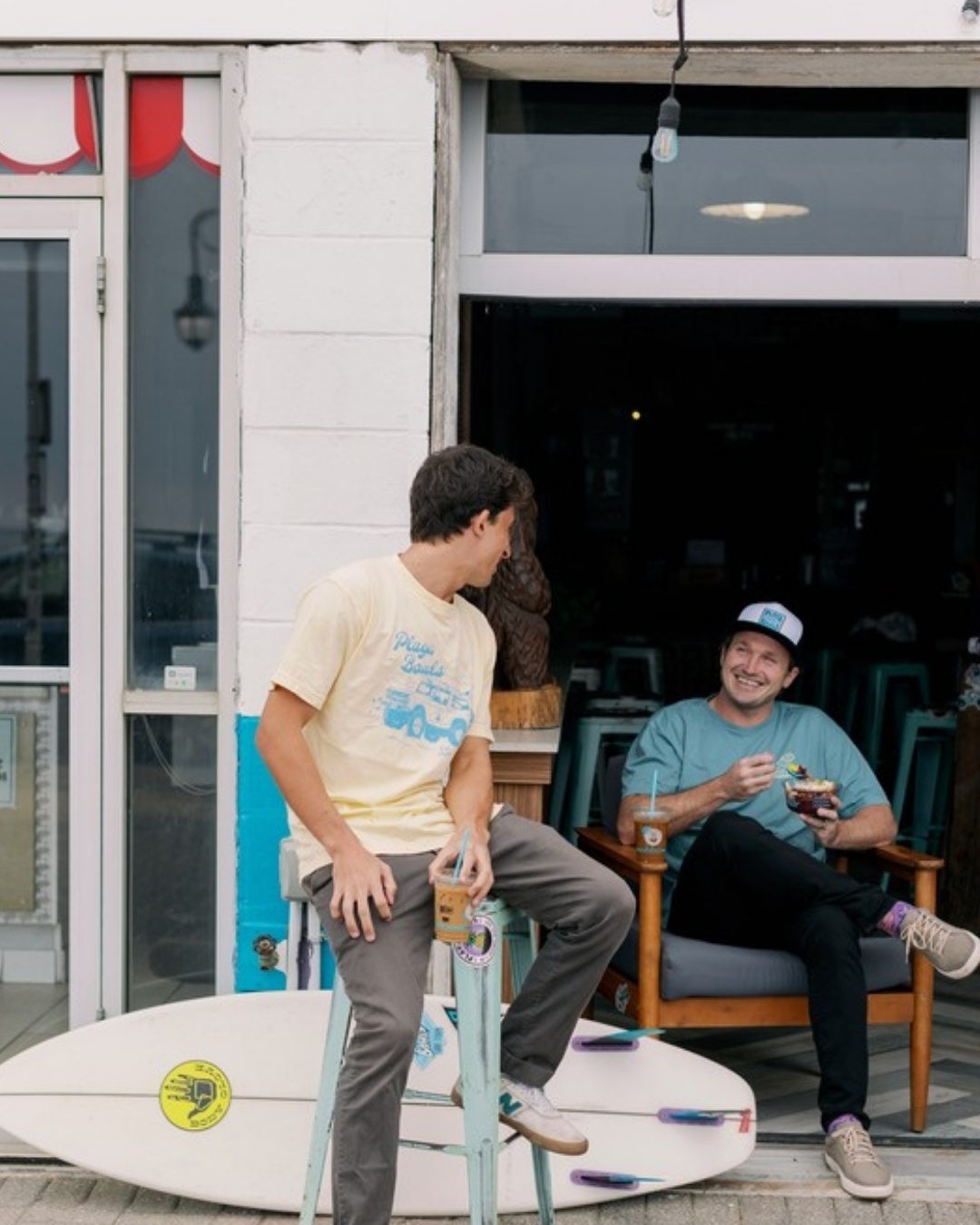 A Playa Bowls storefront